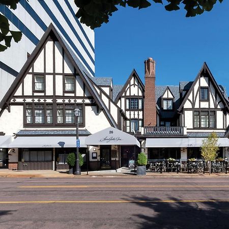 Seven Gables Inn, St Louis West, A Tribute Portfolio Hotel Clayton Ngoại thất bức ảnh