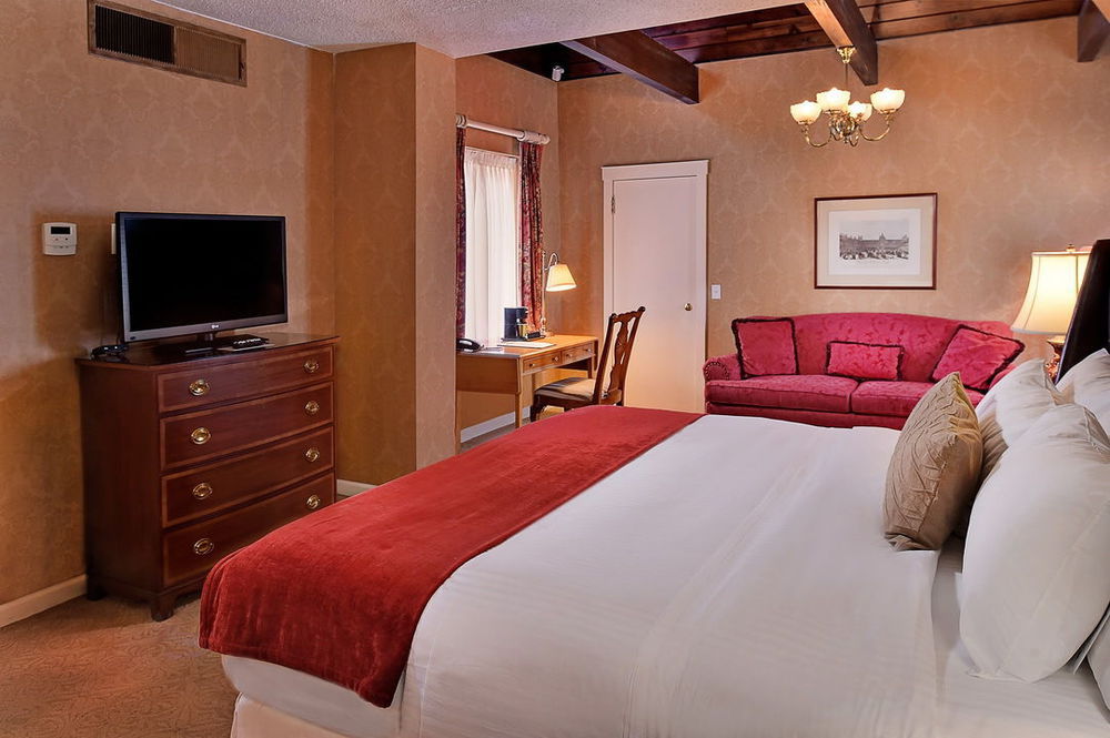 Seven Gables Inn, St Louis West, A Tribute Portfolio Hotel Clayton Phòng bức ảnh