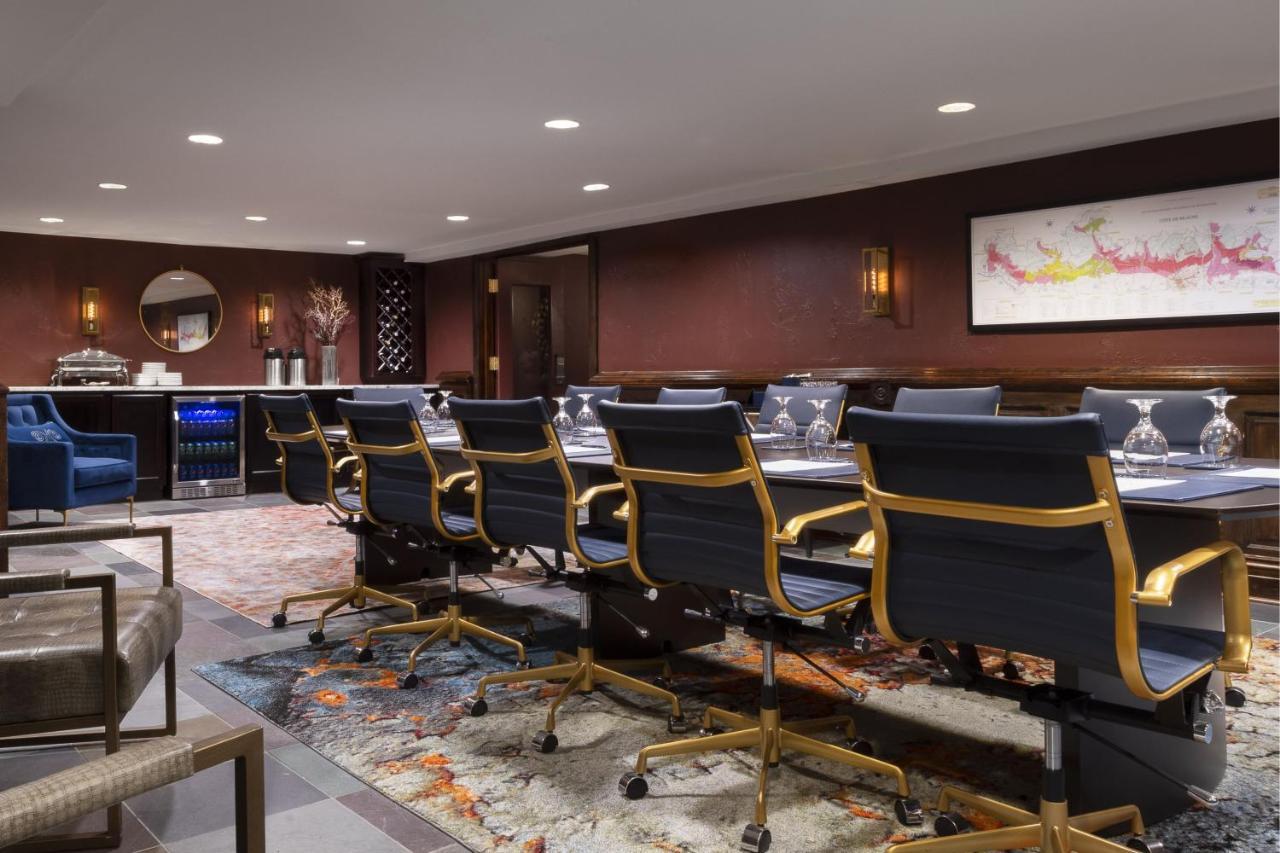 Seven Gables Inn, St Louis West, A Tribute Portfolio Hotel Clayton Ngoại thất bức ảnh