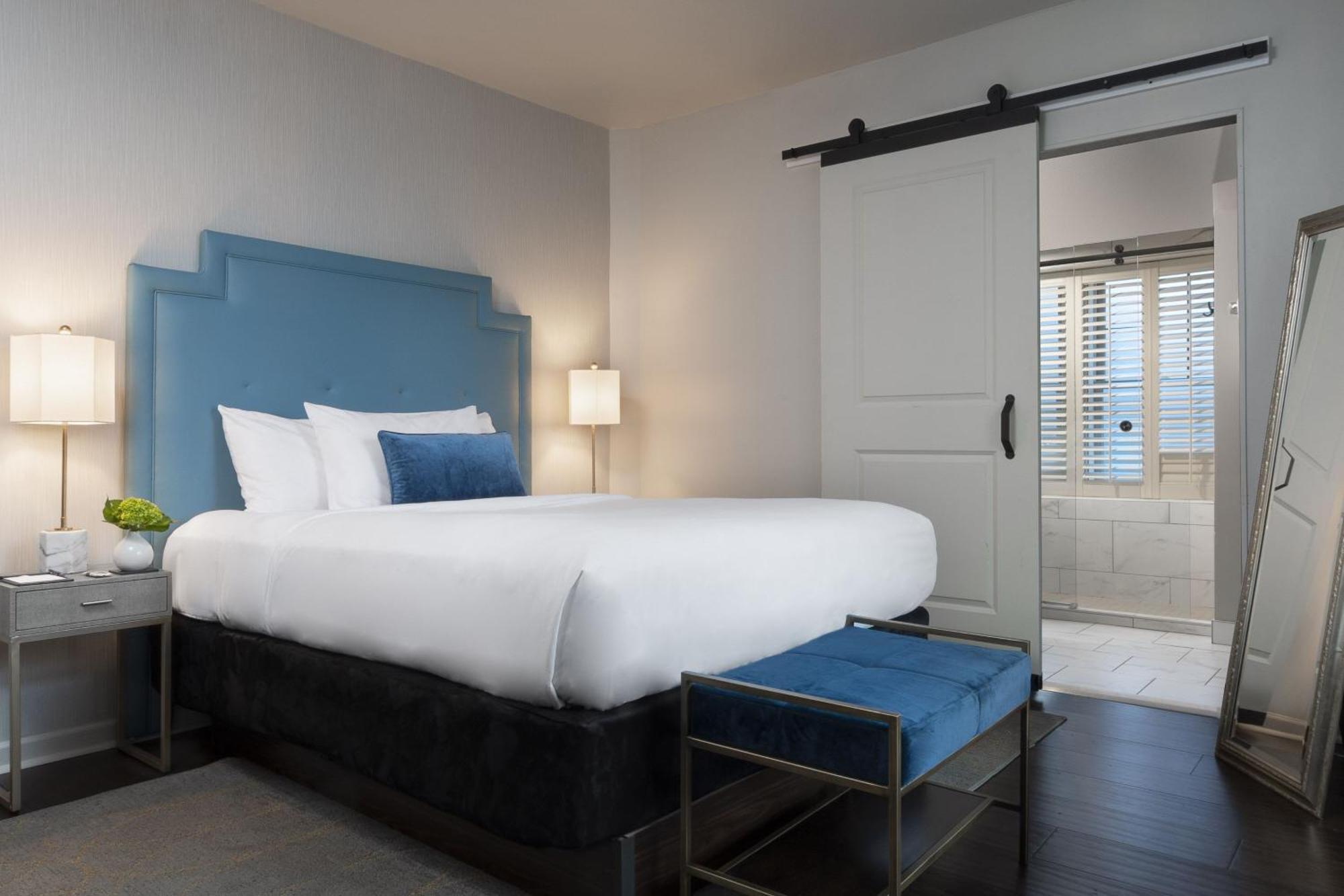 Seven Gables Inn, St Louis West, A Tribute Portfolio Hotel Clayton Ngoại thất bức ảnh