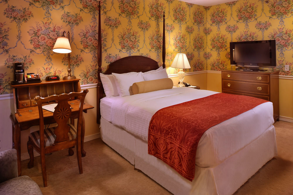Seven Gables Inn, St Louis West, A Tribute Portfolio Hotel Clayton Ngoại thất bức ảnh