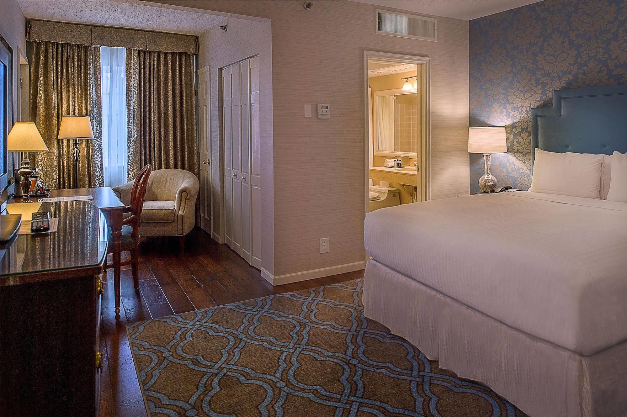 Seven Gables Inn, St Louis West, A Tribute Portfolio Hotel Clayton Ngoại thất bức ảnh