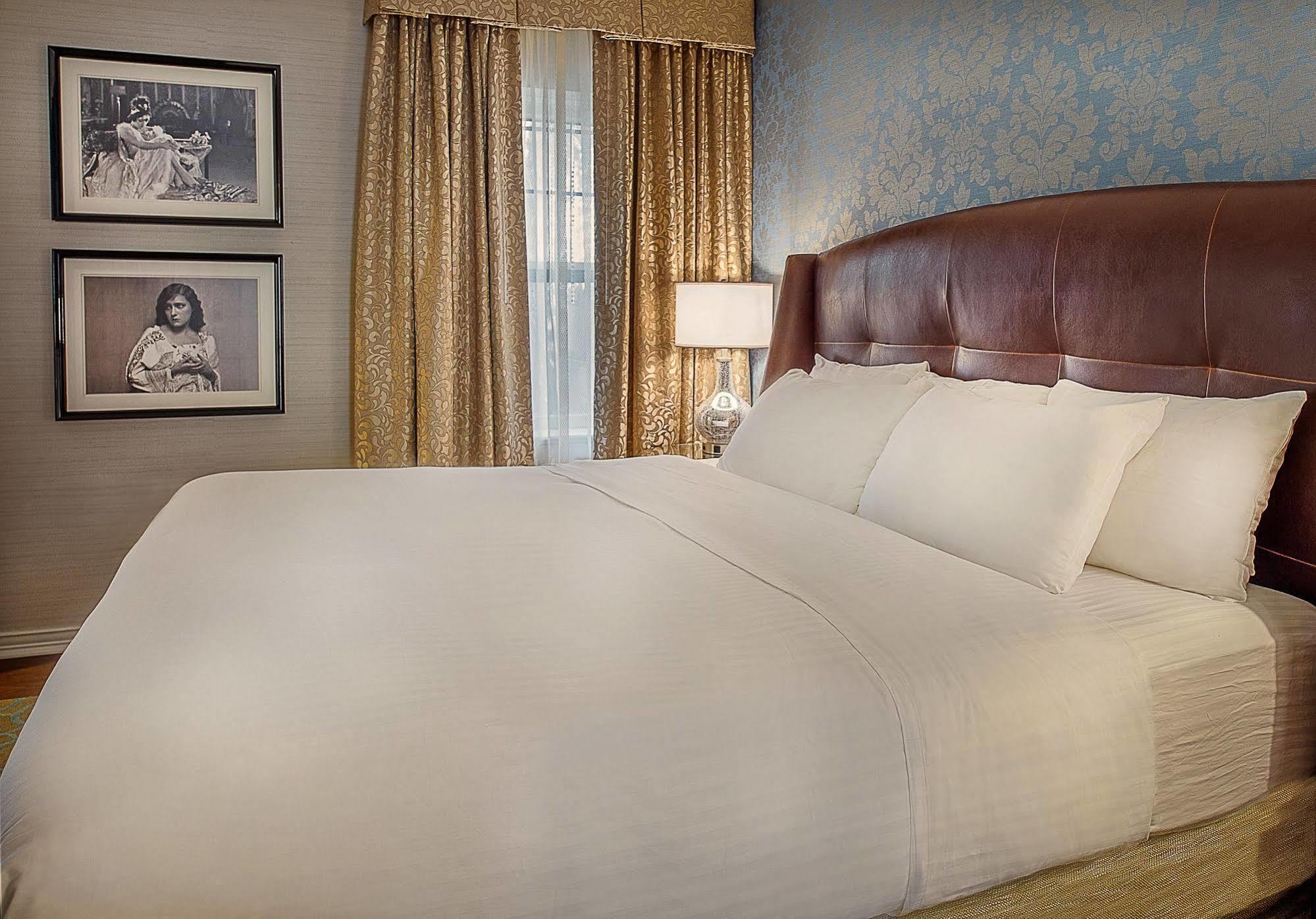 Seven Gables Inn, St Louis West, A Tribute Portfolio Hotel Clayton Ngoại thất bức ảnh